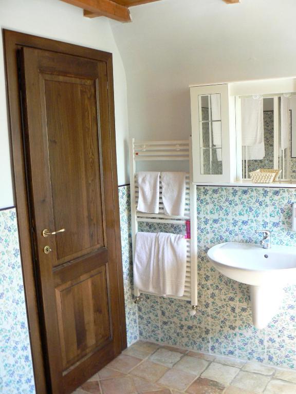 Residence Il Palazzo Santo Stefano Di Sessanio Δωμάτιο φωτογραφία